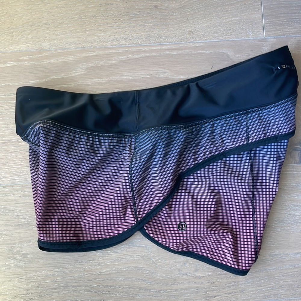 Lululemon 🍋 Speed Up Shorts